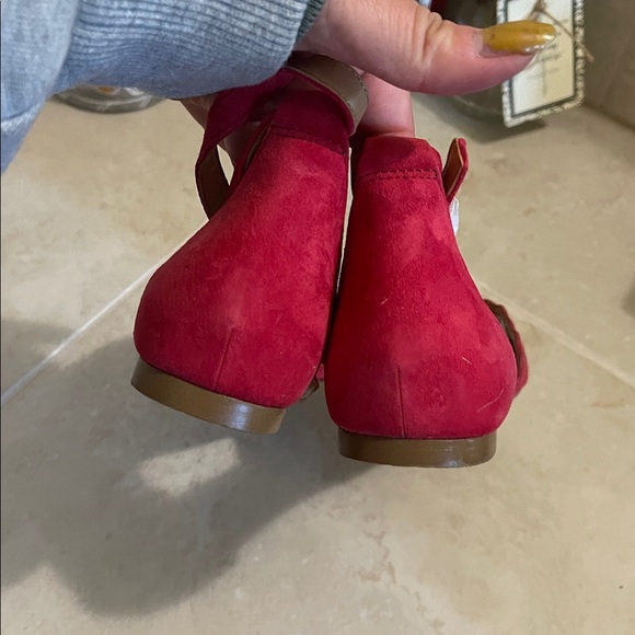 JCREW- scalloped d’orsay flats. -red - size 6- NWT - Picture 3 of 5
